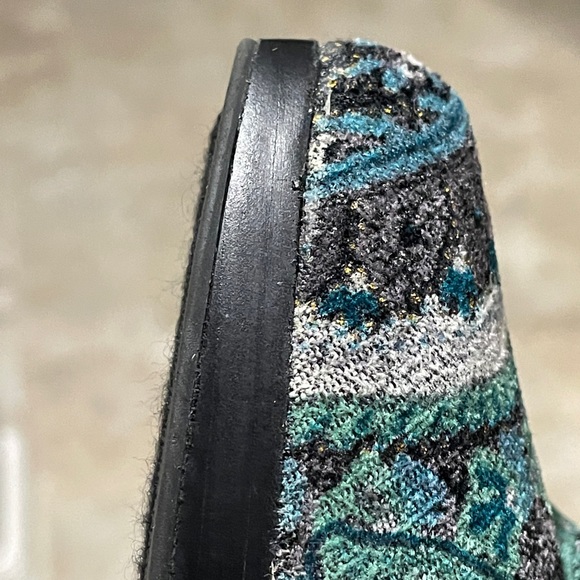 Diba paisley teal boho retro tapestry booties. - Picture 6 of 10